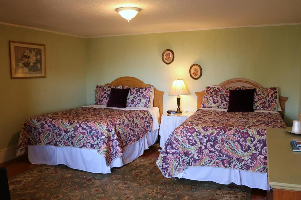 Echo Mountain Inn Хендерсънвил Екстериор снимка